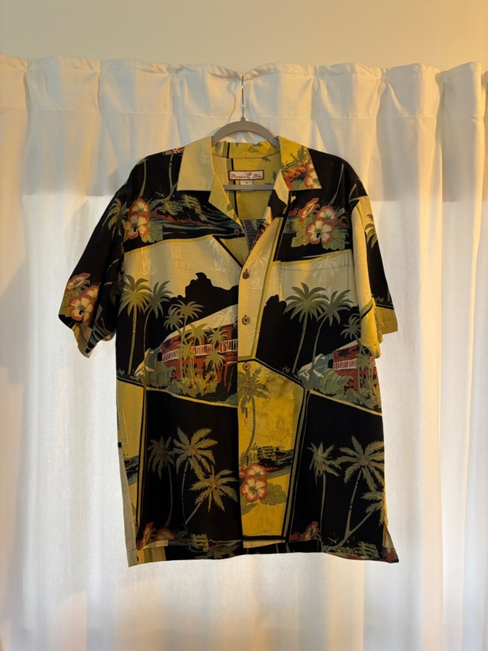 Tori Richard Black & Yellow Tropical Hawaiian Button-Down Shirt